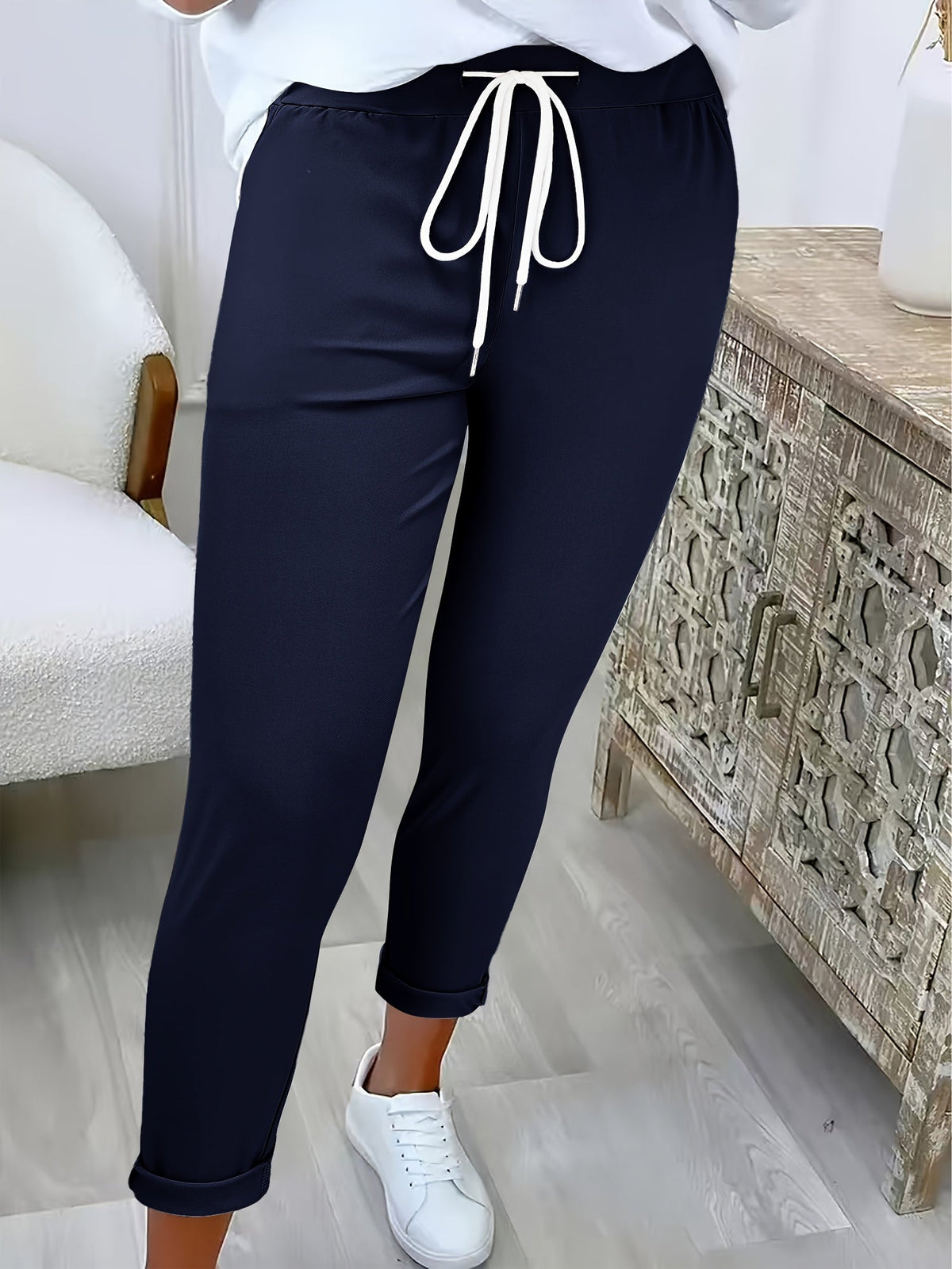 MODERNE BROEK MET TREKKOORD VOOR DAMES
