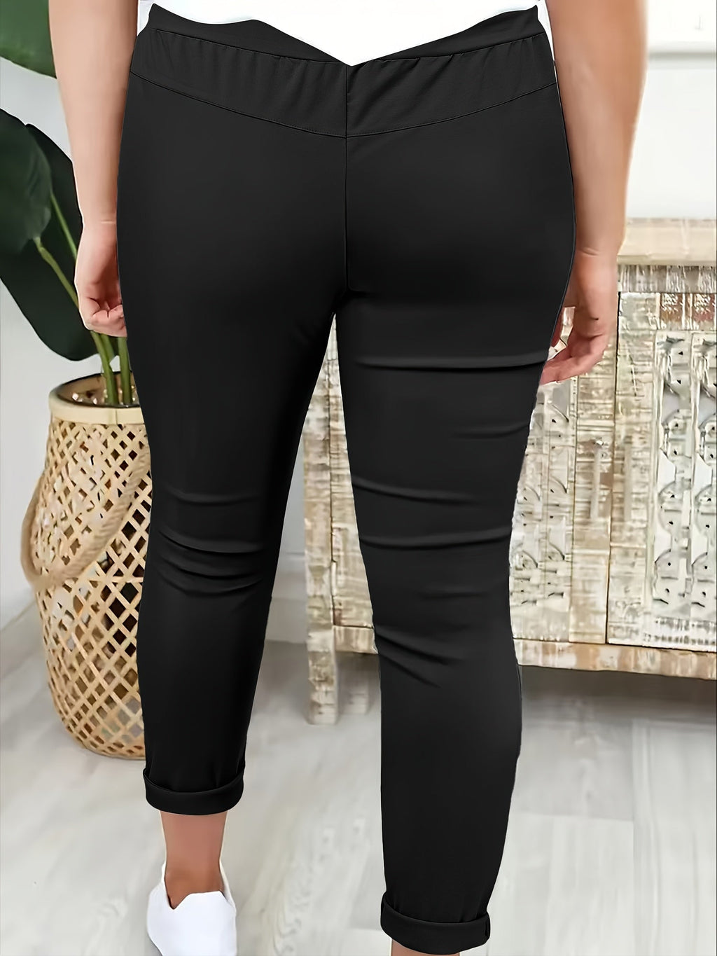 MODERNE BROEK MET TREKKOORD VOOR DAMES