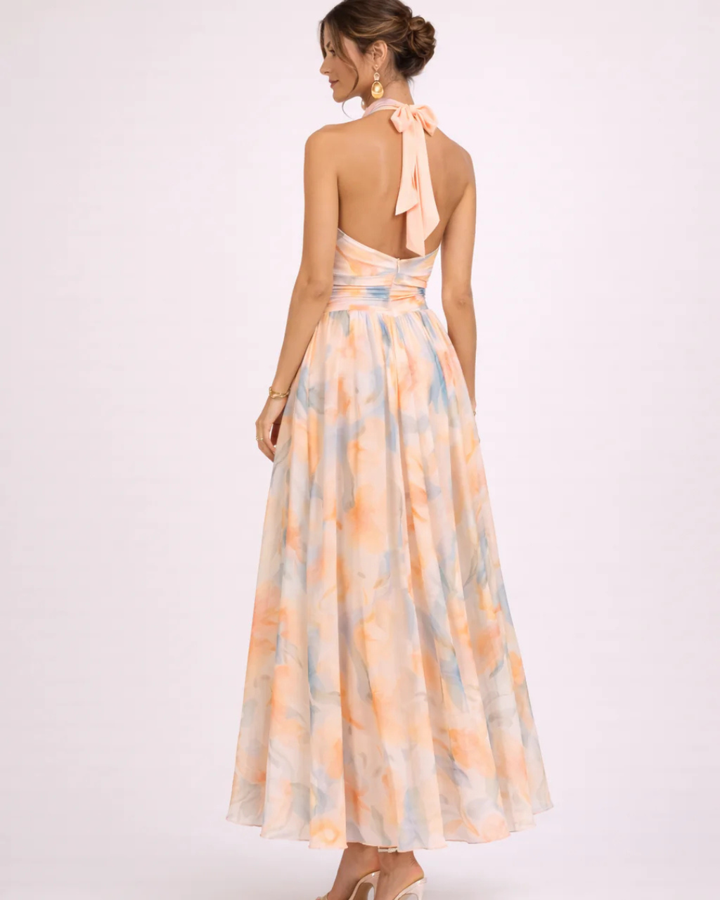 ELEGANTE MAXIJURK MET HALTERNEK VOOR DAMES