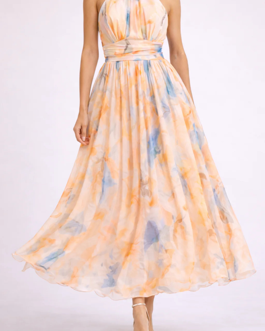 ELEGANTE MAXIJURK MET HALTERNEK VOOR DAMES