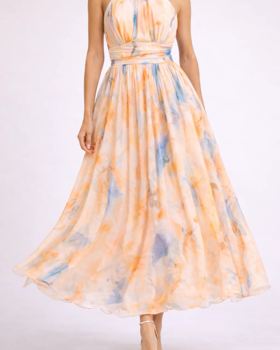 ELEGANTE MAXIJURK MET HALTERNEK VOOR DAMES