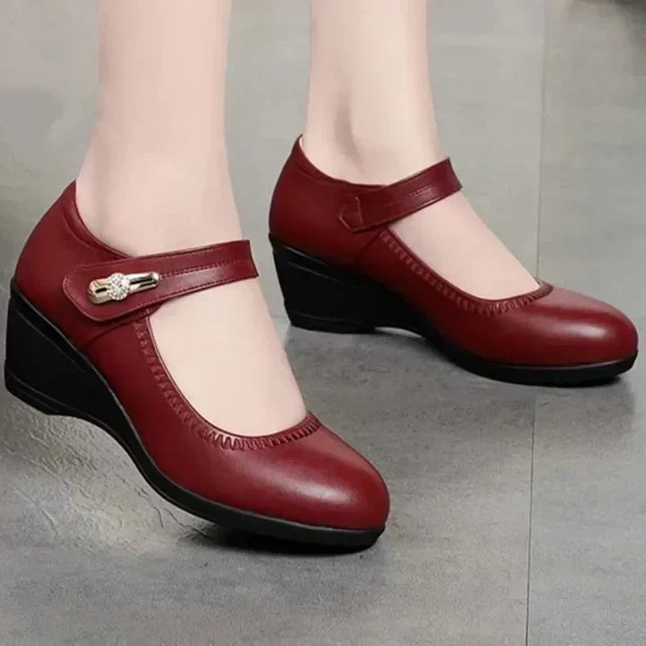 KLASSIEKE SCHOENEN MET HALFHOGE HAK VOOR DAMES