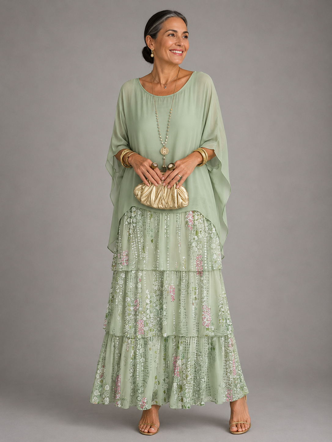 ELEGANTE JURK MET LAGEN VOOR DAMES