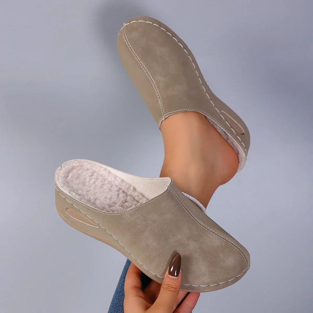 Warme orthopedische pantoffels