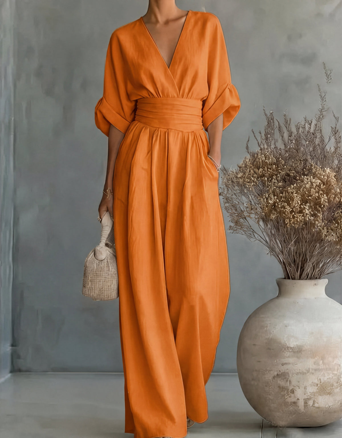 JUMPSUIT MET V-HALS EN BREDE PIJPEN VOOR DAMES