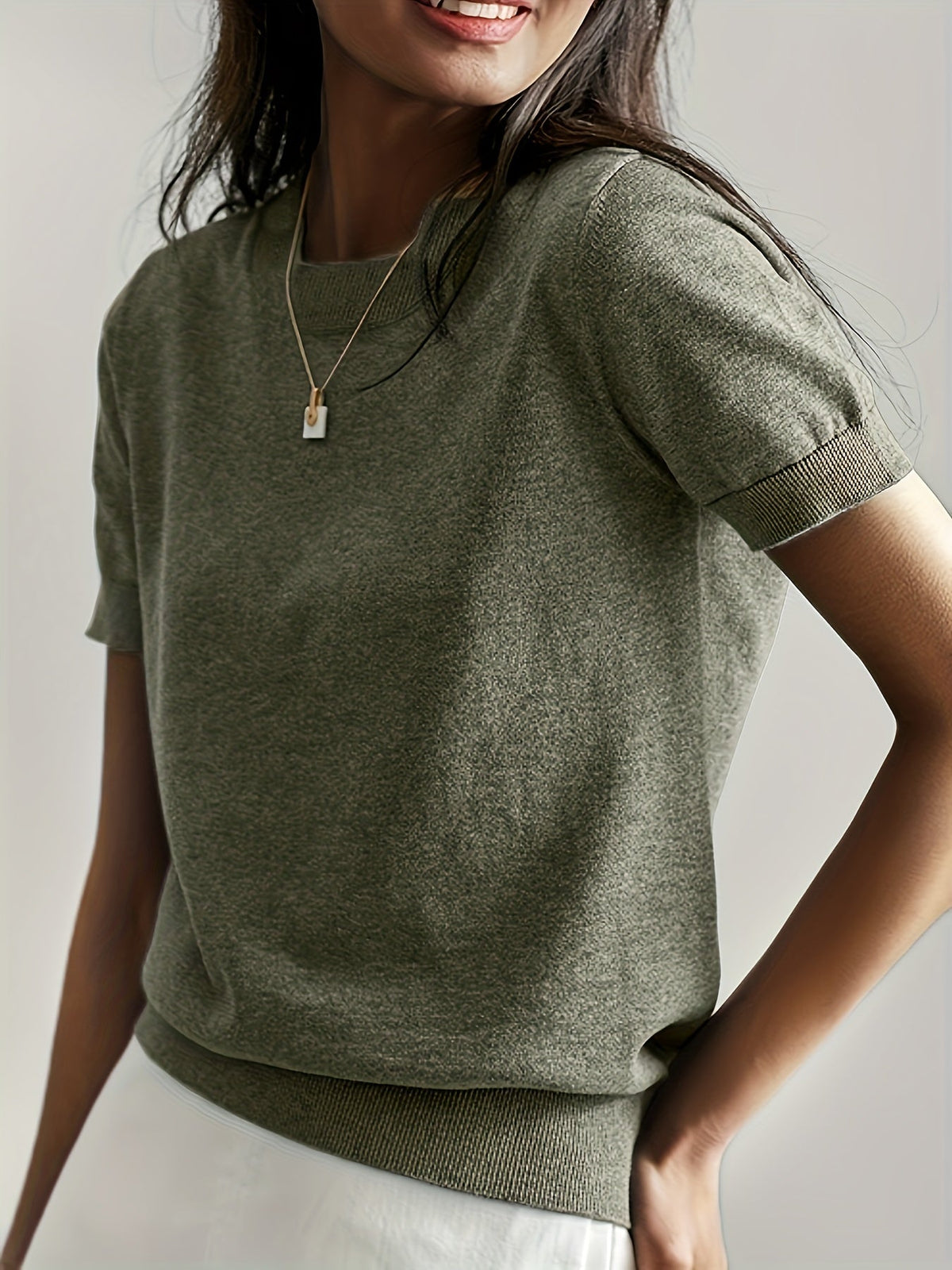 DAMES TOP MET KORTE MOUWEN