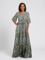 MAXI-JURK MET BLOEMENPRINT EN V-HALS VOOR DAMES