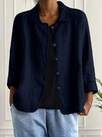 Verfijnde doorknoopblouse in marineblauw